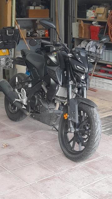 Yamaha MT 125, Motoren, 125 cc, 11 kW of minder, 1 cilinder, Naked bike