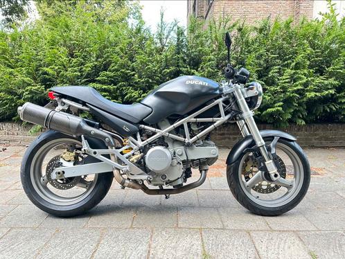 Ducati Monster 620 Naked Black + gekeurd 10/07, Motoren, Motoren | Ducati, Particulier, Naked bike, meer dan 35 kW, 2 cilinders