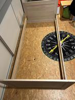 Eenpersoonsbed massief hout merk Life Time, Huis en Inrichting, Slaapkamer | Bedden, Grijs, 90 cm, Gebruikt, Eenpersoons