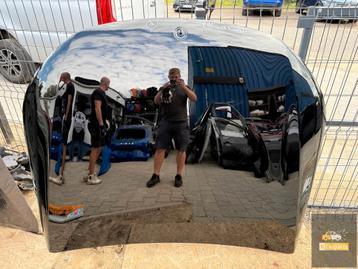Mercedes EQC W293 motorkap beschikbaar voor biedingen