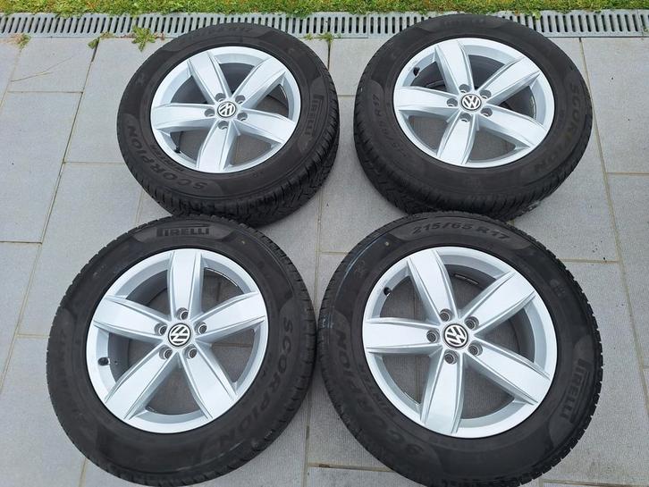 VW velgen + winterbanden pirelli, Auto-onderdelen, Banden en Velgen, Velg(en), Winterbanden, Gebruikt, Ophalen