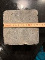 330 stuks - Klinkers grijs 14x14x3,5, Ophalen, Zo goed als nieuw, Klinkers