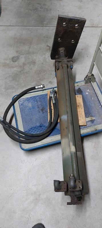 Piston beschikbaar voor biedingen