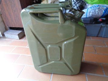 jerrycan beschikbaar voor biedingen