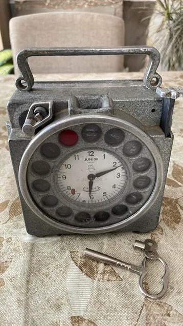 Duivenklok vintage beschikbaar voor biedingen
