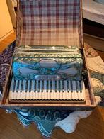 Echte antieke accordeon, perfecte staat.  Borsini Giovanni., Muziek en Instrumenten, Met koffer, Zo goed als nieuw, Knopaccordeon