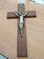 Croix, Antiquités & Art, Enlèvement