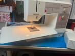 Bernina 1230 computer gestuurde naaimachine, Hobby en Vrije tijd, Ophalen of Verzenden, Zo goed als nieuw, Naaimachine, Bernina