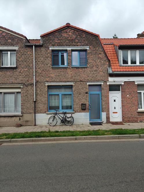 Instapklare woning met 2 slaapkamers., Immo, Huizen en Appartementen te koop, Antwerpen (stad), tot 200 m², Tussenwoning, Verkoop zonder makelaar