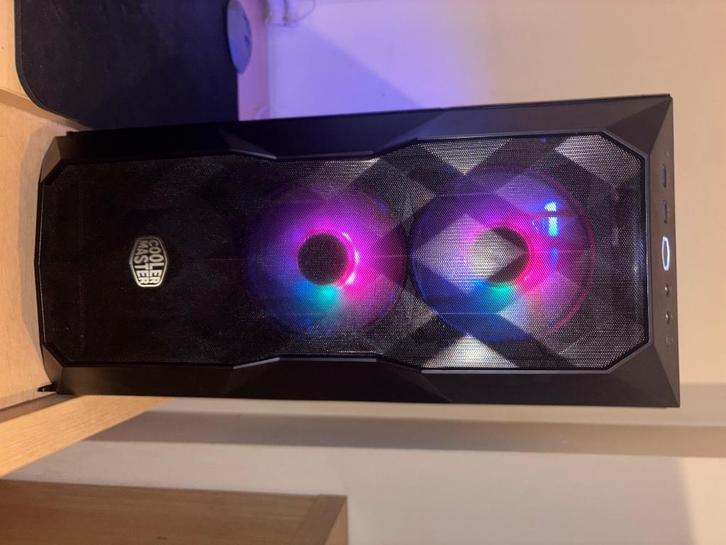 PC Gamer Radeon 7800 & AMD Ryzen 7 5700X3D, Computers en Software, Desktop Pc's, Gebruikt, 4 Ghz of meer, SSD, 32 GB, Met videokaart
