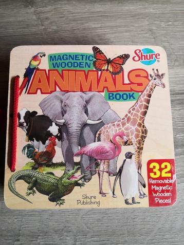 magnetic wooden animals book - 32 dieren  beschikbaar voor biedingen