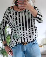 Uniquement la blouse taille M. Nouveau, Enlèvement ou Envoi, Taille 38/40 (M)