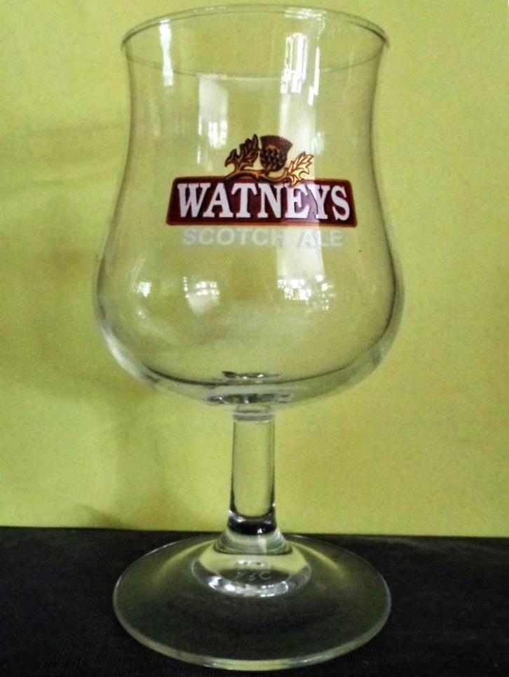 Watneys Scotch glazen in originele doos, Verzamelen, Biermerken, Nieuw, Glas of Glazen, Ophalen of Verzenden