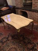 Antieke salon  tafel, Ophalen