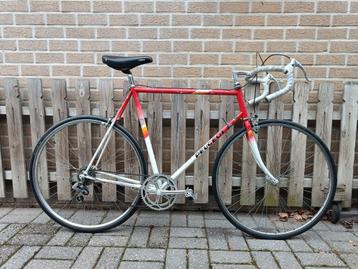 Koersfiets 'Peugeot' beschikbaar voor biedingen