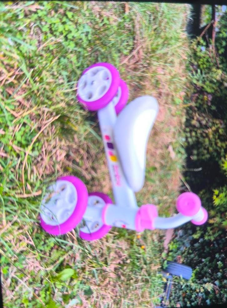 Stevige loopfiets, Kinderen en Baby's, Speelgoed | Buiten | Voertuigen en Loopfietsen, Zo goed als nieuw, Loopfiets, Ophalen