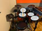 Roland TD-17KV + drumkruk en koptelefoon, Muziek en Instrumenten, Drumstellen en Slagwerk, Ophalen, Zo goed als nieuw, Roland