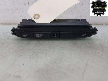 STOELVERWARMING SCHAKELAAR Hyundai i20 (GBB), Auto-onderdelen, Gebruikt, Hyundai