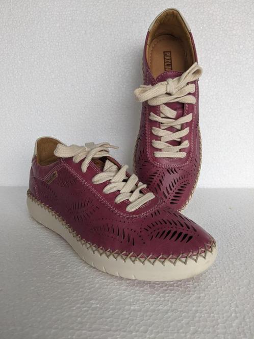 Chaussure style basket femme PIKOLINOS - pointure 39, Kleding | Dames, Schoenen, Zo goed als nieuw, Overige typen, Rood, Ophalen of Verzenden