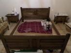 Bedframe + twee nachttafels, Huis en Inrichting, Slaapkamer | Bedden, Ophalen, Gebruikt, Bruin, Tweepersoons
