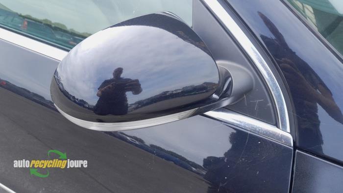 Buitenspiegel rechts van een Volkswagen Passat, Auto-onderdelen, Spiegels, Volkswagen, Gebruikt, 3 maanden garantie