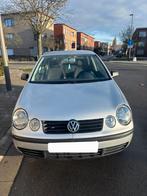 Vw Polo 1.2 essence année 2002 km 260000, Autos, Volkswagen, Argent ou Gris, Achat, Entreprise, Boîte manuelle