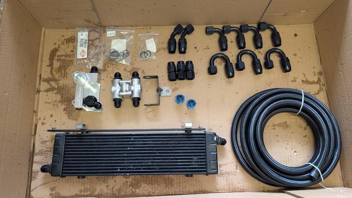 Externe oliekoeler set voor VAG 2.0 TSI (Golf 7R, GTI, S3), Auto-onderdelen, Motor en Toebehoren, Audi, Seat, Volkswagen, Skoda