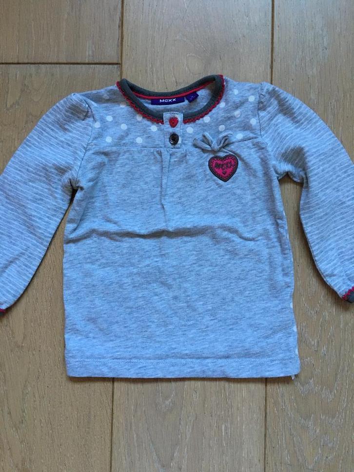 T-shirt mexx grijs maat 74, Kinderen en Baby's, Babykleding | Maat 74, Zo goed als nieuw, Meisje, Shirtje of Longsleeve, Ophalen of Verzenden