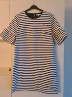 Tommy Hilfiger kleedje mt 176 (tailleert als S), Kleding | Dames, Ophalen of Verzenden, Zo goed als nieuw