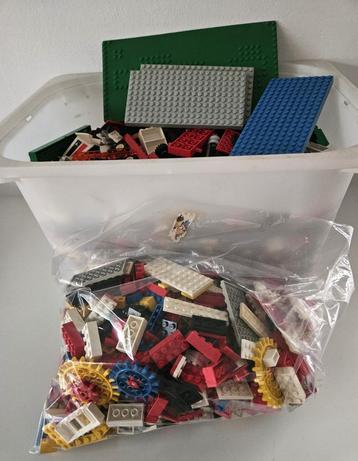 Lego  beschikbaar voor biedingen