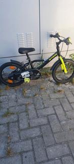 Vélo enfant 16 pouces b’twin 500 DARK HERO, Fietsen en Brommers, Ophalen of Verzenden, Zo goed als nieuw