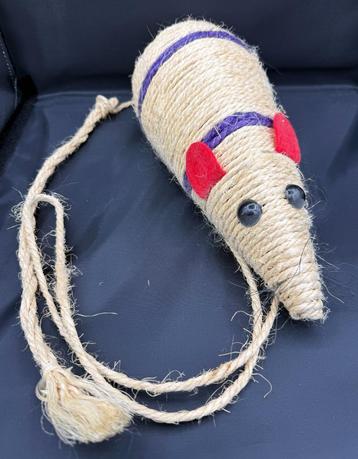 Krabspeelgoed kat / Sisal Muis Scratcher / Merk Flamingo beschikbaar voor biedingen