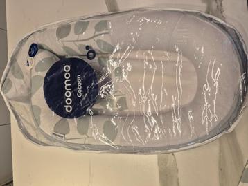 Doomoo cocoon nestje voor baby's beschikbaar voor biedingen