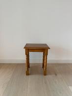 Petite table en bois, Antiquités & Art, Enlèvement