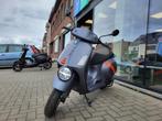 New Vespa GTV 310 + 350EUR gratis acc, Motoren, Scooter, Bedrijf, 310 cc, 1 cilinder