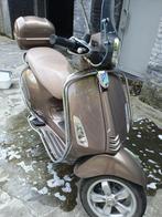 Vespa Primavera 125, Fietsen en Brommers, Ophalen, Zo goed als nieuw, Benzine