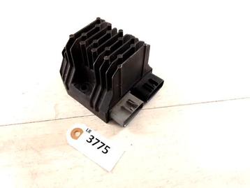 R1 2004 - 2006 Yamaha Spanningsregelaar D1-46341 beschikbaar voor biedingen