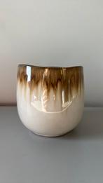 Keramieken bloempot, Ophalen