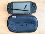 SONY PSP - 1004 met beschermhoes - zwart, Games en Spelcomputers, Ophalen of Verzenden, Zwart, PSP