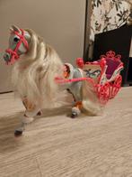 Barbie paard en koets, Kinderen en Baby's, Speelgoed | Poppen, Ophalen, Zo goed als nieuw, Barbie