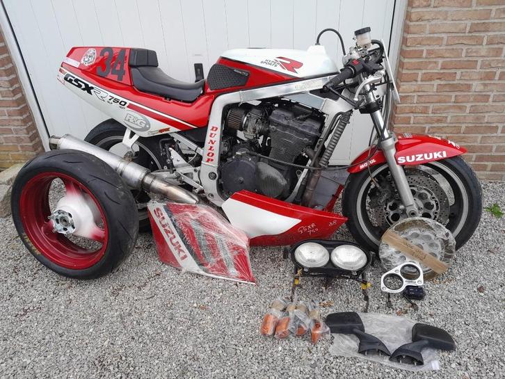 suzuki 750 gsxr/reprise possible carburateur keihin fcr 41, Motoren, Motoren | Suzuki, Particulier, Sport, 4 cilinders, Ophalen