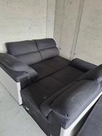 Zetel met slaapfunctie. Gaat weg wegens samen wonen. 3 jaar, Huis en Inrichting, Ophalen, Zo goed als nieuw
