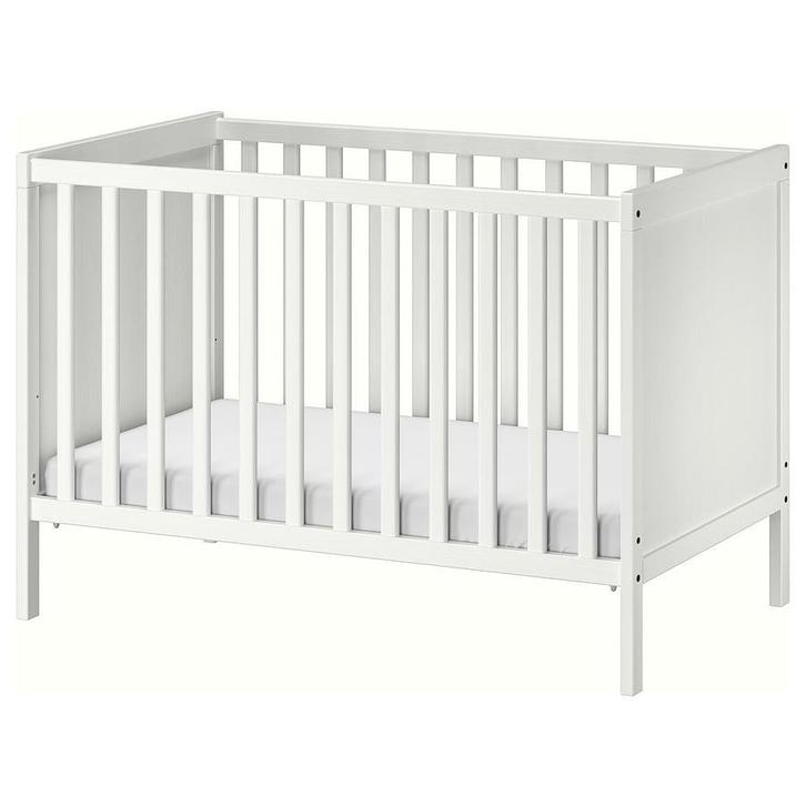 Ikea Sundvik kinderbed 60x120 met aerosleep matras en topper, Enfants & Bébés, Berceaux & Lits, Comme neuf, Enlèvement