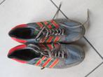 een paar spikes, Sport en Fitness, Loopsport en Atletiek, Ophalen of Verzenden, Spikes, Adidas