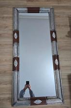 miroir traditionnel marocain, Enlèvement