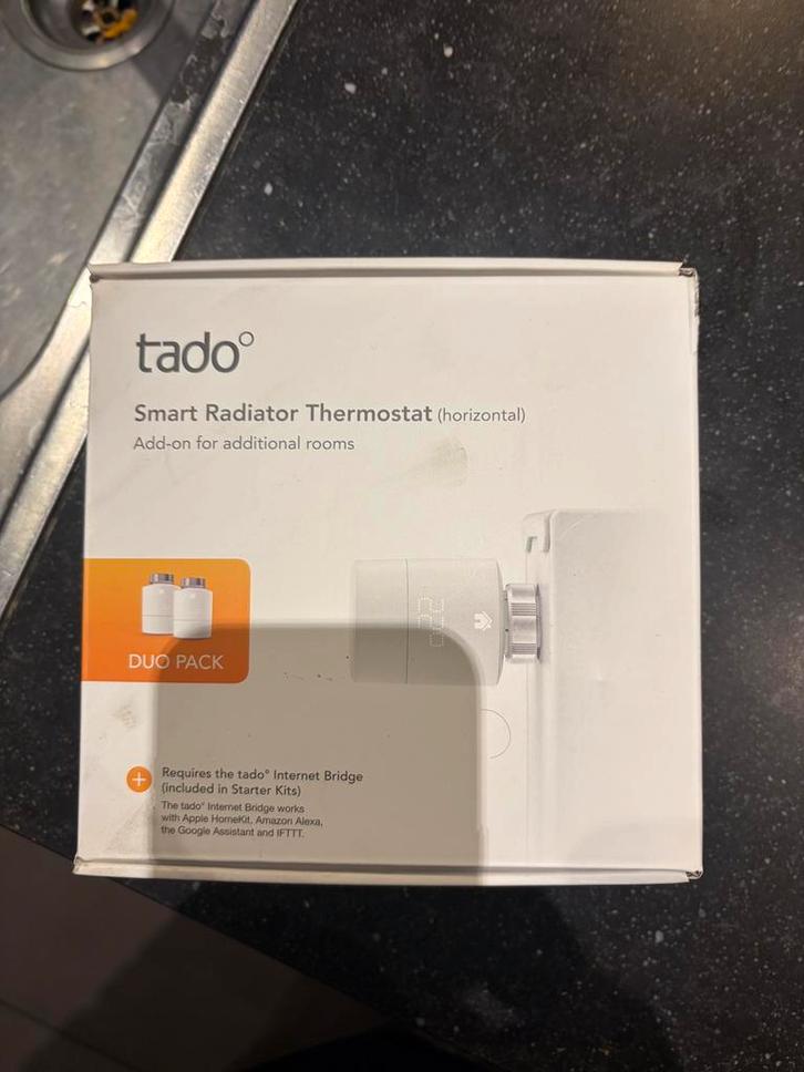 Tado thermosstaat 2stuks, Bricolage & Construction, Thermostats, Comme neuf, Thermostat intelligent, Enlèvement