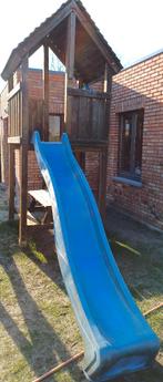 Speeltoren met glijbaan en picknick bank, Ophalen, Gebruikt, Glijbaan