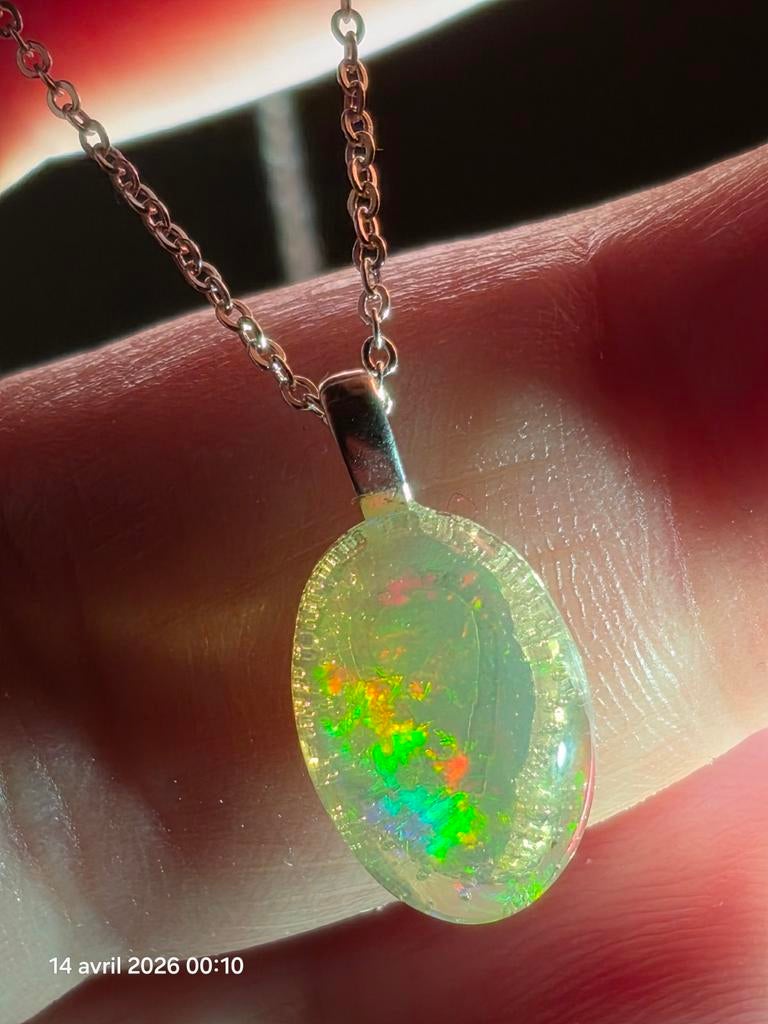 Halsketting met zeer mooie natuurlijke opaal uit Ethiopië, Ophalen, Nieuw, Met edelsteen, Zilver