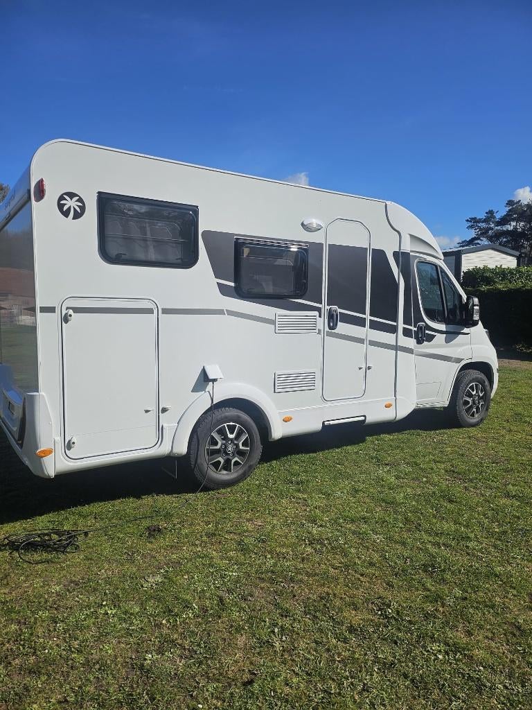 sunlight V 60 adventure compacte camper slechts 6 meter, Sunlight, Ringverwarming, Fiat, Douche