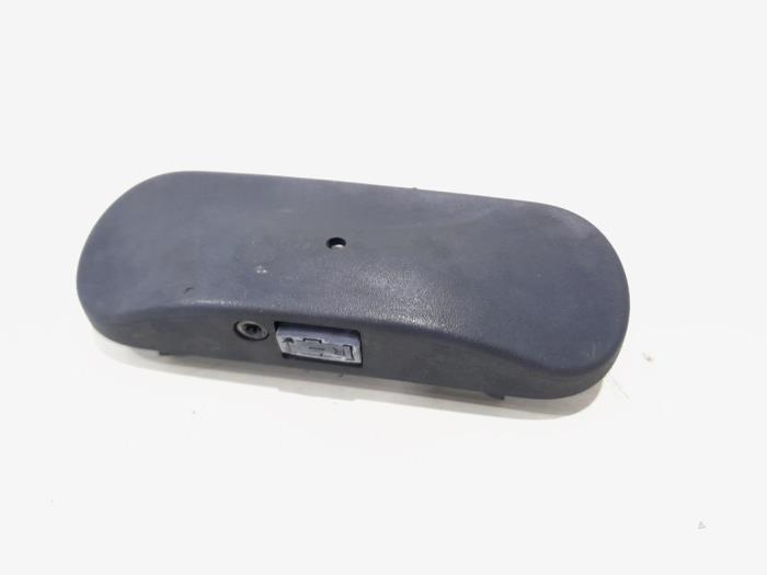 Lave-glace avant d'un Audi A4, Autos : Pièces & Accessoires, Vitres & Accessoires, Audi, Utilisé, 3 mois de garantie, Enlèvement ou Envoi